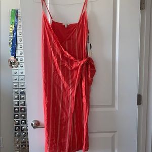 NWT Amuse Society Wrap dress